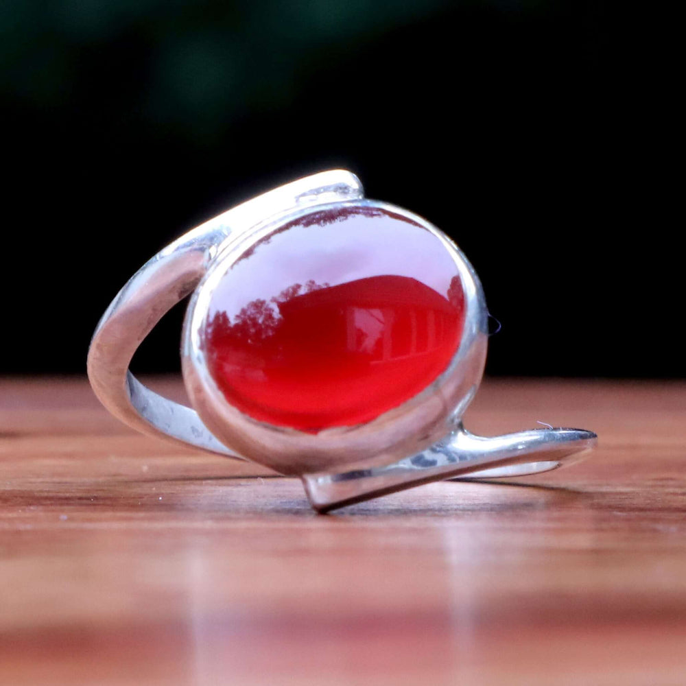 Diamond Cut Dark Red Yemeni Aqeeq Ring For Ladies | Handmade Silver Red Akik Stone Ring For Women | US Size 8.5 - AlAliGems