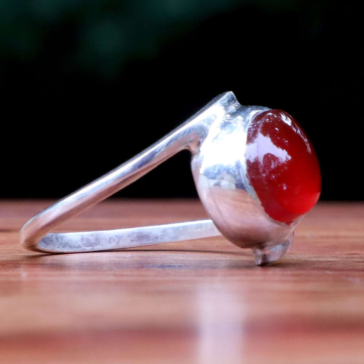 Diamond Cut Dark Red Yemeni Aqeeq Ring For Ladies | Handmade Silver Red Akik Stone Ring For Women | US Size 8.5 - AlAliGems