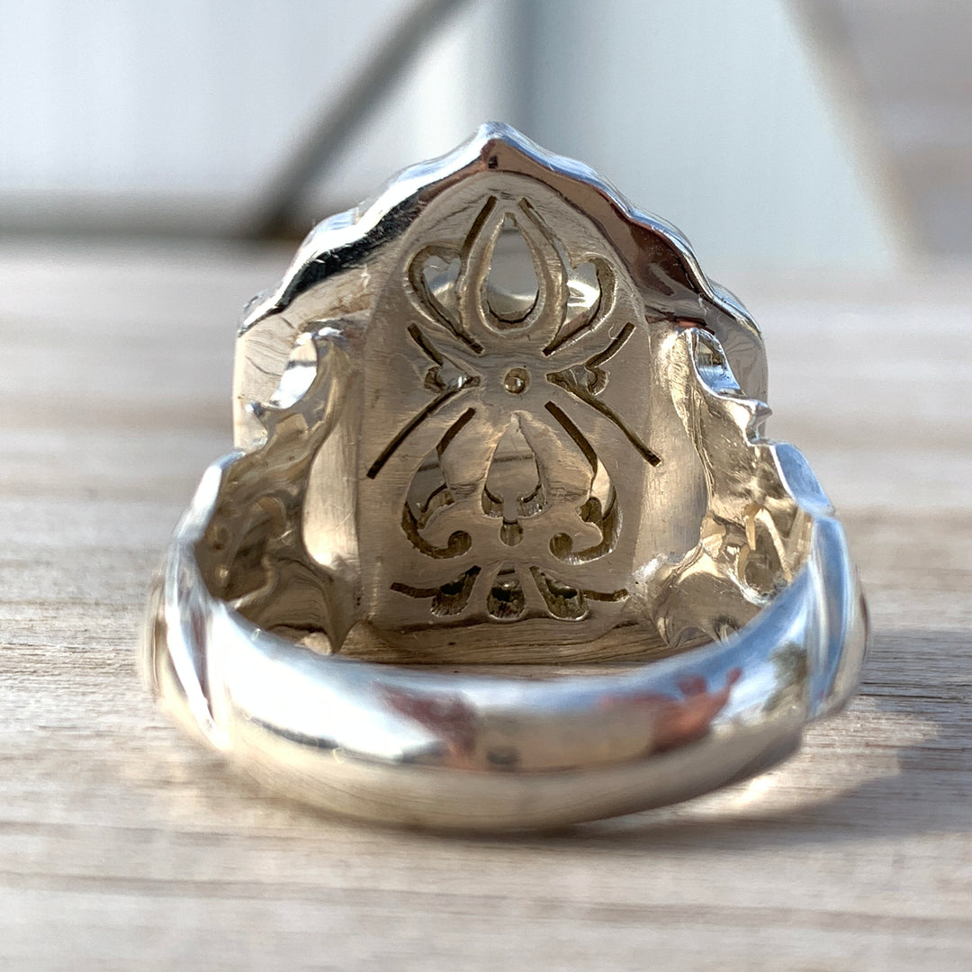 Golden Sun Yemeni Aqeeq Sterling Silver Ring