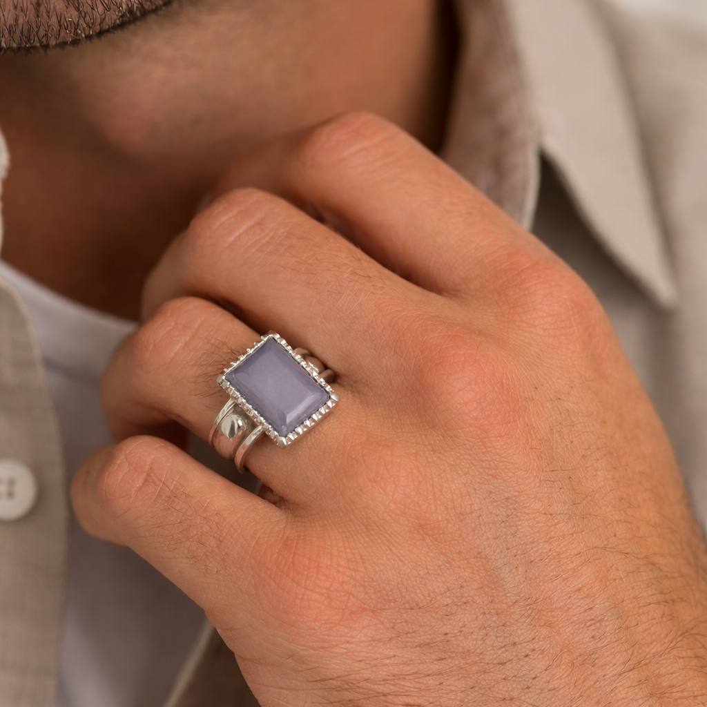 Qamarayn Al Basirah Yemeni Aqeeq Sterling Silver Ring