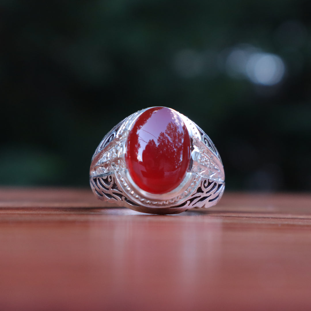 Mosawar Qamar Yemeni Aqeeq Sterling Silver Ring with Moissanite Accents ...