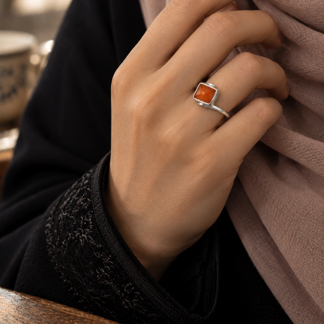 Madar Yemeni Aqeeq Sterling Silver Ring