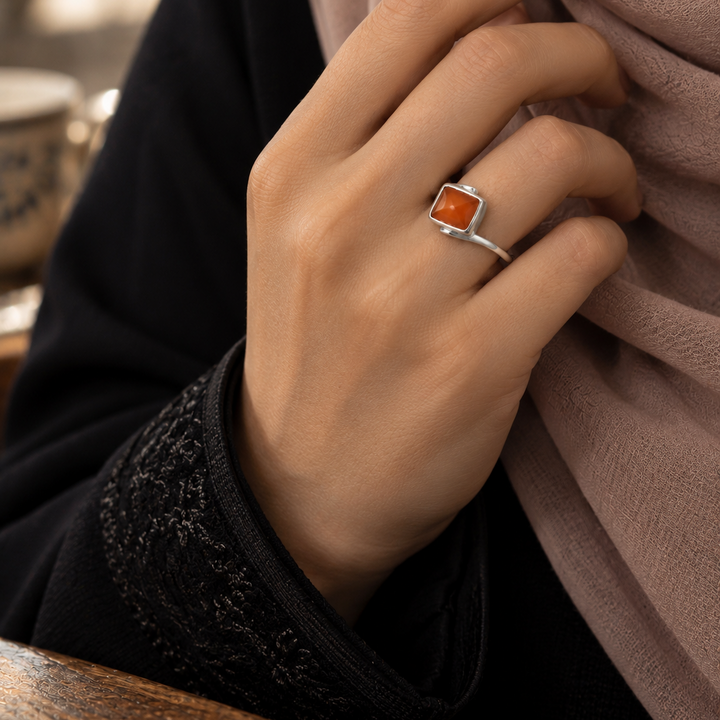 Madar Yemeni Aqeeq Sterling Silver Ring