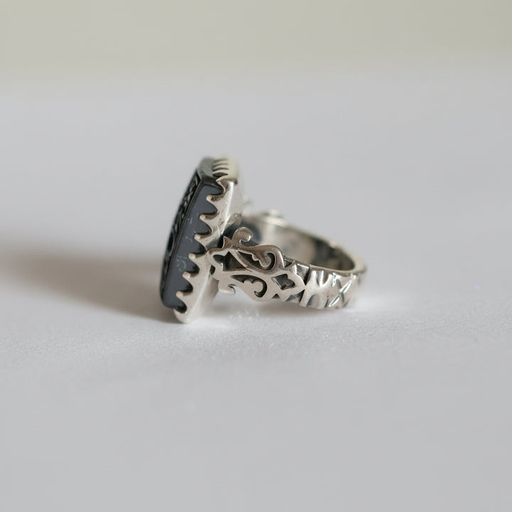 Iʿtisam Al-Jalal Hadeed Cheeni Sterling Silver Ring