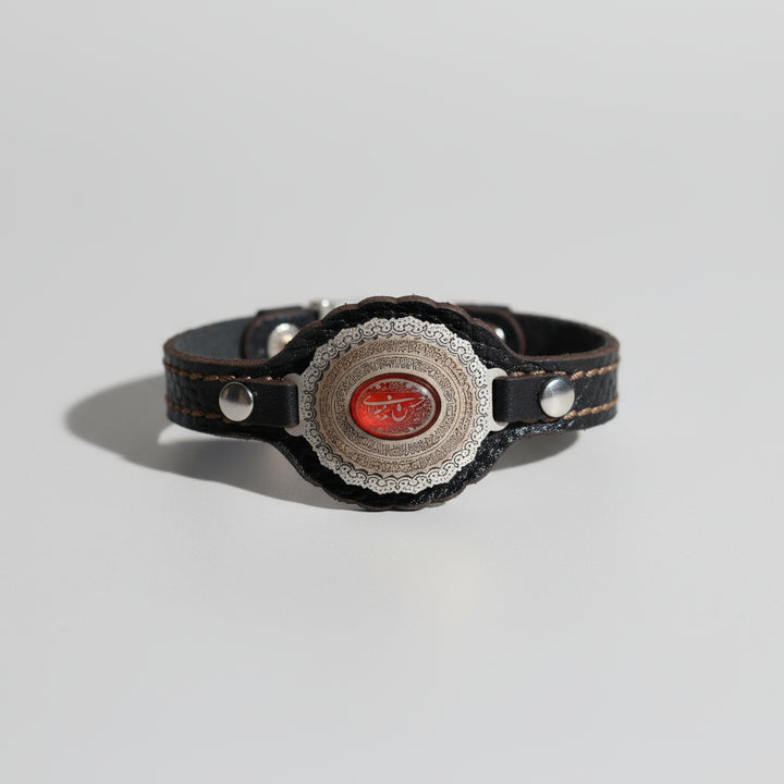 Taj al-Hasanayn Yemeni Aqeeq Engraved Bracelet