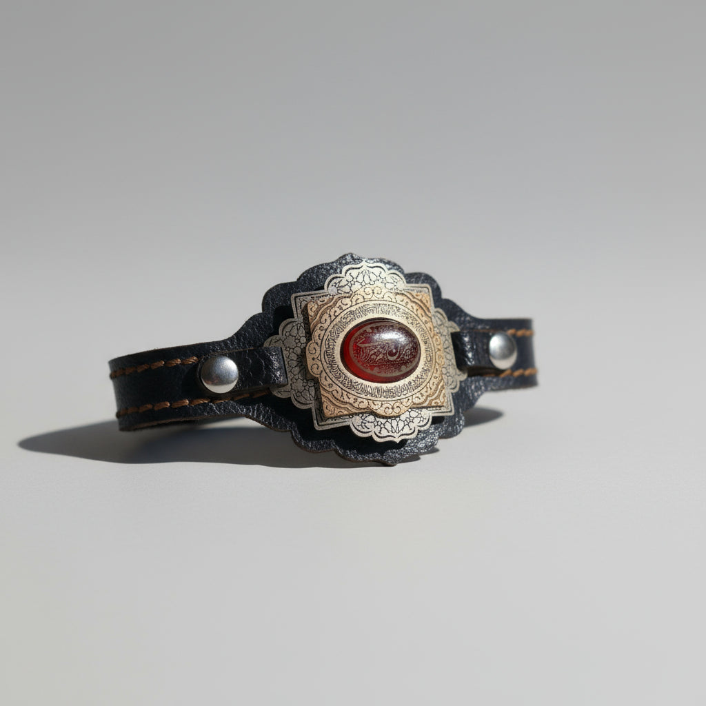 Bab al-Sakīna Yemeni Aqeeq Engraved Bracelet