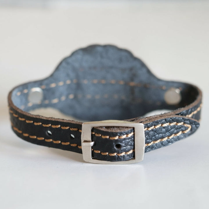 Taj al-Hasanayn Yemeni Aqeeq Engraved Bracelet