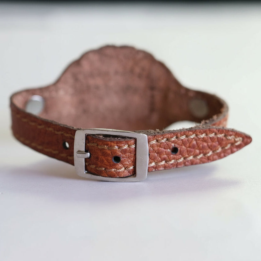 Nasr al-Qalb Yemeni Aqeeq Engraved Bracelet