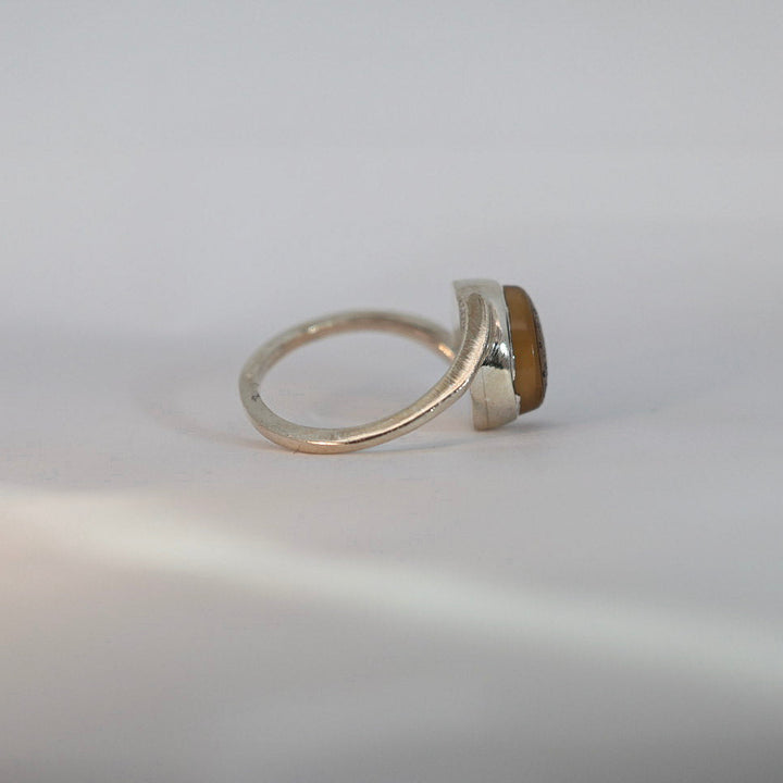 Hisn al-Hayy Yemeni Aqeeq Sterling Silver Ring