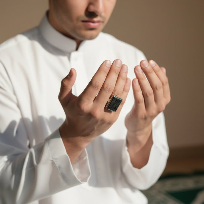 Samt Al Thabat Hadeed Cheeni (Hematite) Sterling Silver Ring
