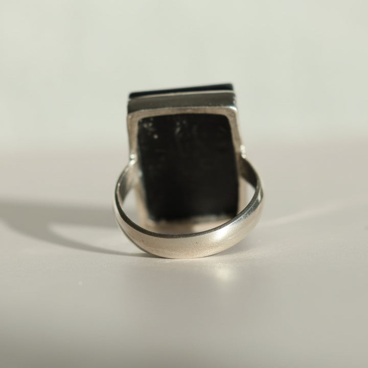 Samt Al Thabat Hadeed Cheeni (Hematite) Sterling Silver Ring