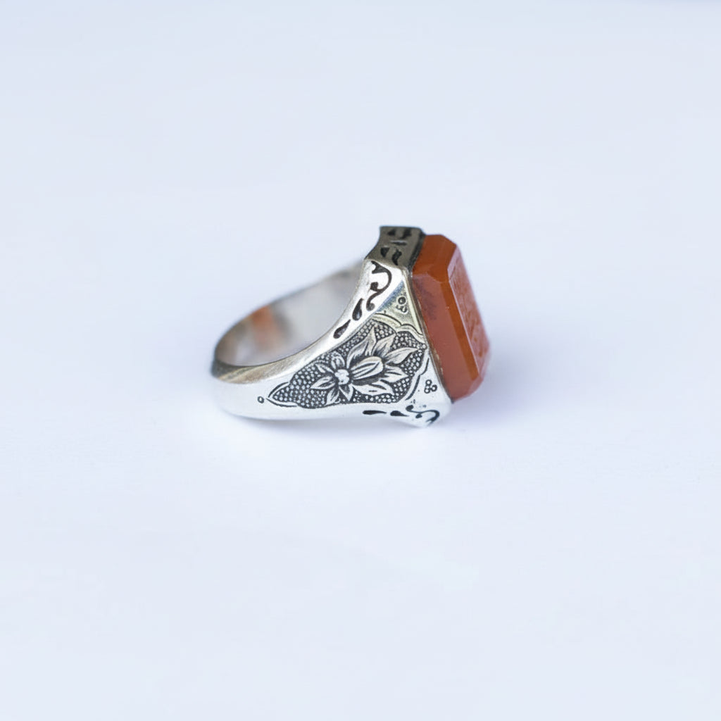 Mithl Al Noor Yemeni Aqeeq Sterling Silver Ring
