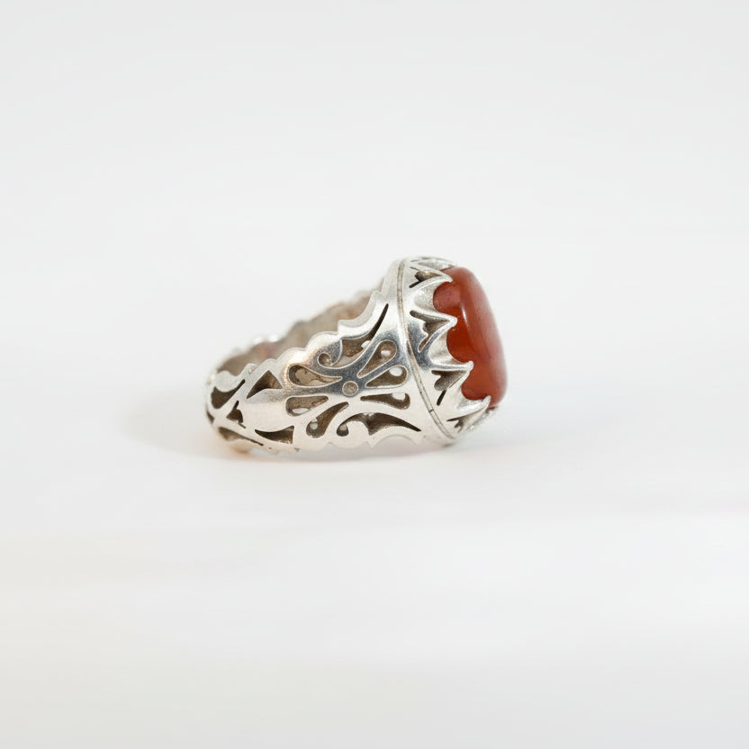 Sirajan Yemeni Aqeeq Sterling Silver Ring