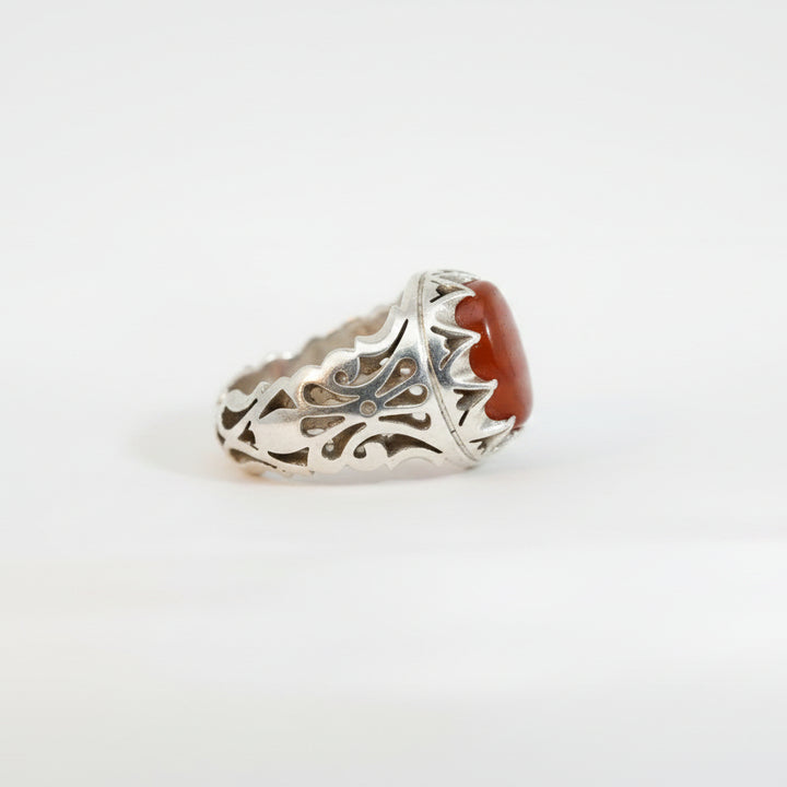 Sirajan Yemeni Aqeeq Sterling Silver Ring