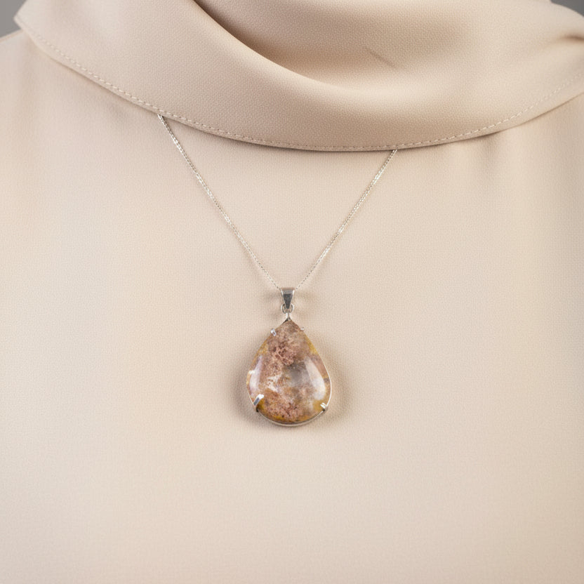 Rimal Al Noor Quartz Sterling Silver Pendant