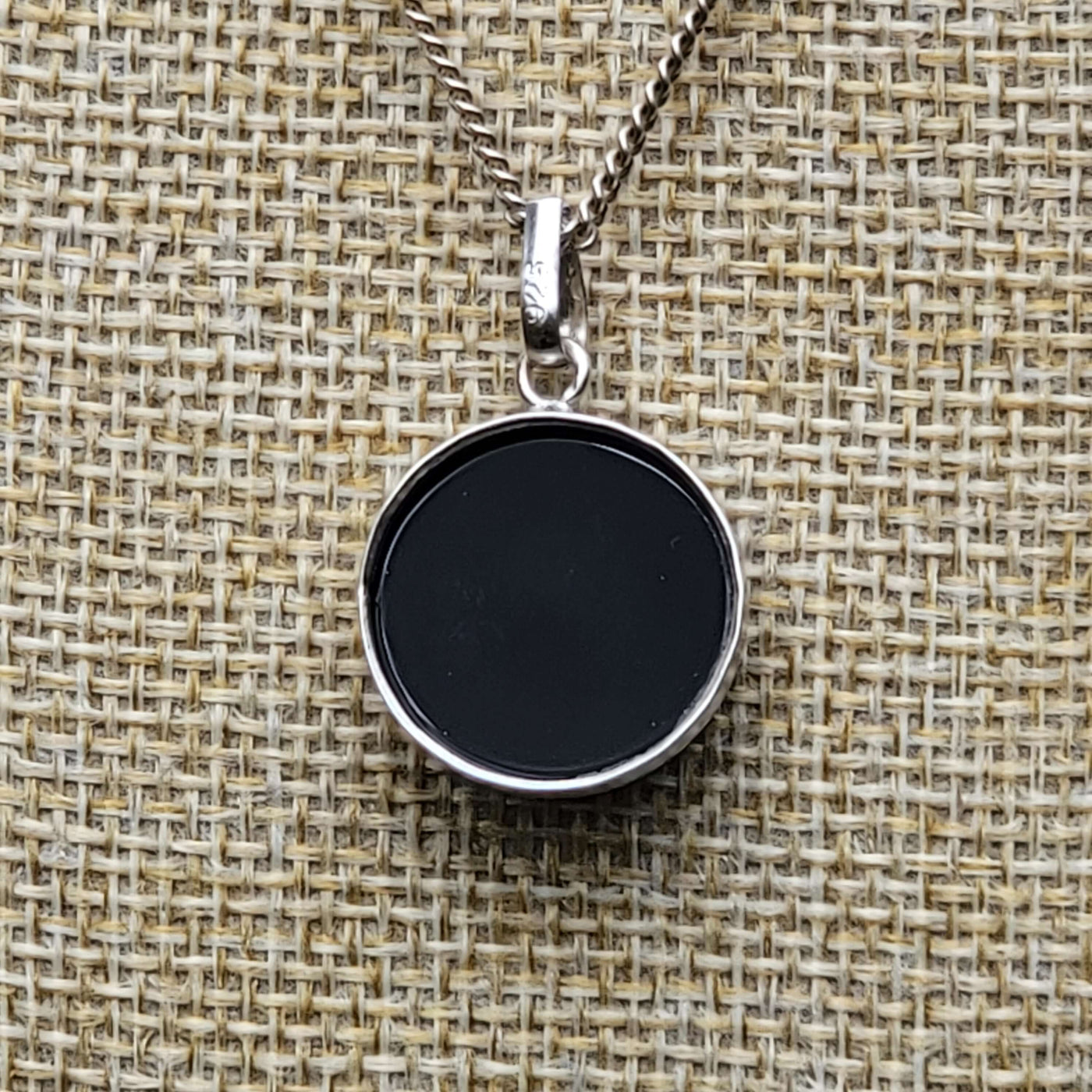 Red & Black Aqeeq Stone Pendant Engraved Wa In Yakad - AlAliGems