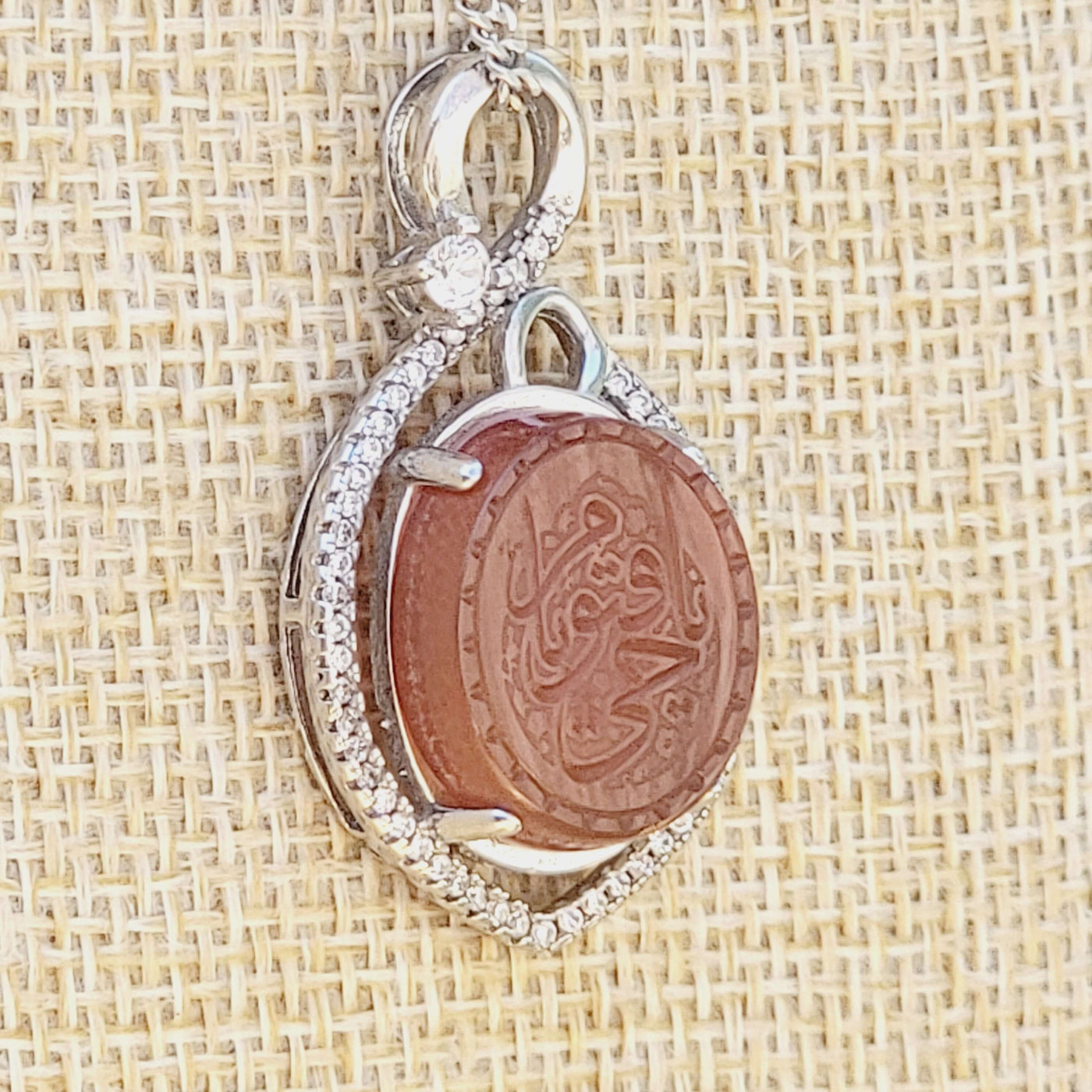 Red Aqeeq Stone Pendant - AlAliGems
