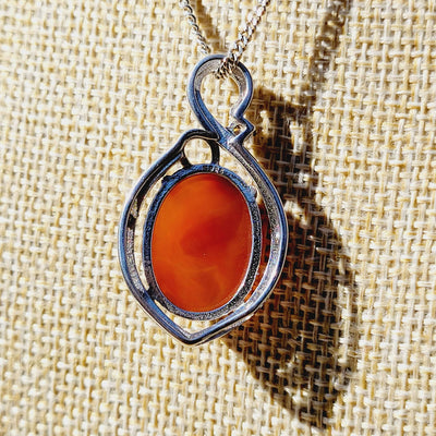 Red Aqeeq Stone Pendant - AlAliGems