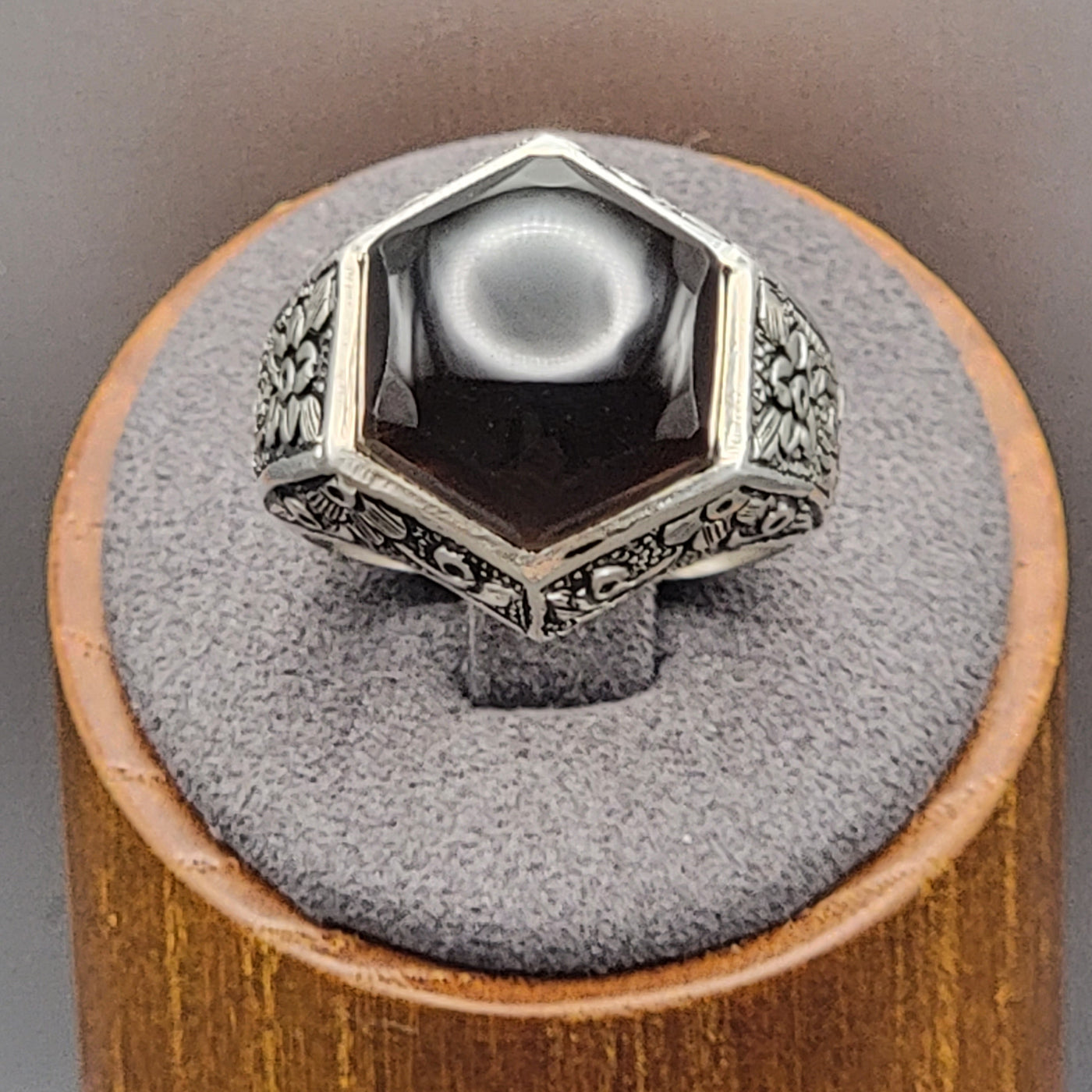YEMENI BLACK AQEEQ STERLING SILVER RING FOR MEN | US RING SIZE 10 - AlAliGems