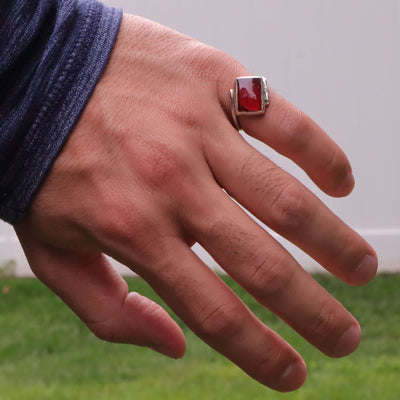 Diamond Cut Dark Red Yemeni Aqeeq Ring For Ladies | Handmade Silver Red Akik Stone Ring For Women | US Size 7.5 - AlAliGems