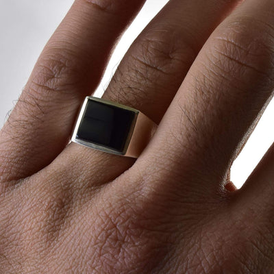 Black Aqeeq onyx aqeeq stone ring for men and women | Hirz Jawad | Yemeni Aqeeq Ring Size 10 - Al Ali Gems
