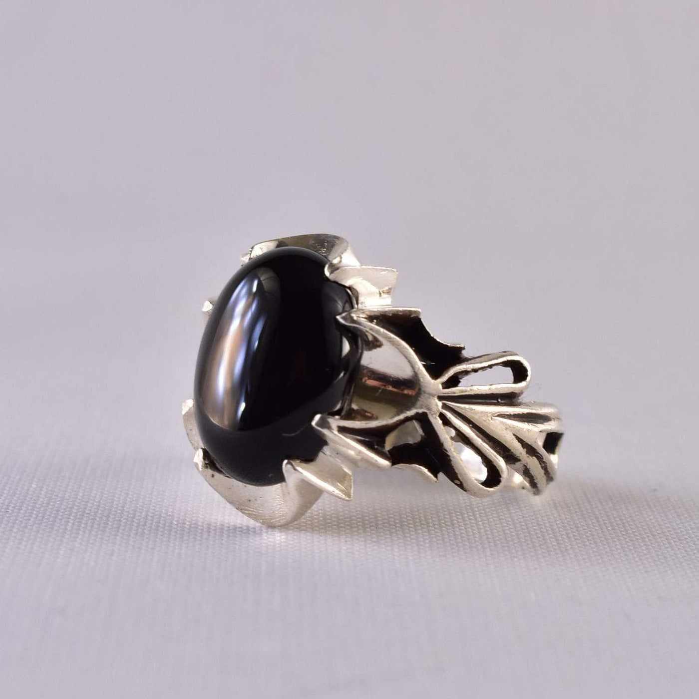 Black Aqeeq onyx aqeeq stone ring for men and women | Yemeni Aqeeq Ring Size 9.5 - Al Ali Gems