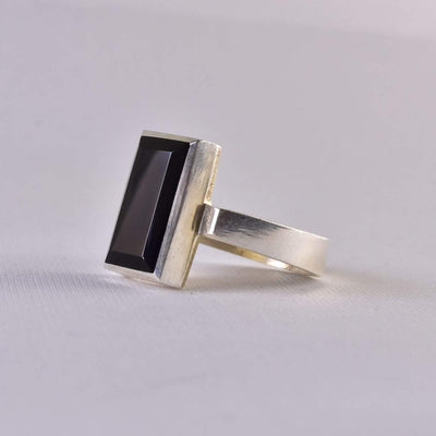 Black Aqeeq onyx aqeeq stone ring for women | Yemeni Aqeeq Ring Size 11 - Al Ali Gems