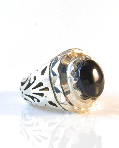 Engraved black jazaa onyx aqeeq stone ring for men | AlAliGems | Genuine Yemeni Aqeeq Ring Size 10 - Al Ali Gems