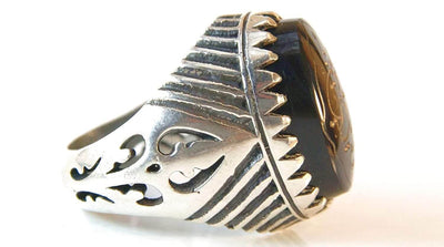 Engraved black jazaa onyx aqeeq stone ring for men | AlAliGems | Genuine Yemeni Aqeeq Ring Size 10 - Al Ali Gems