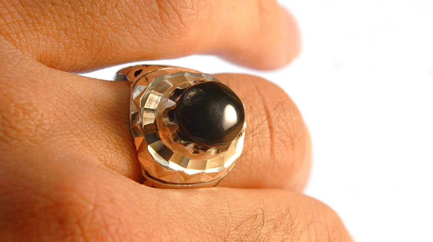 Engraved black jazaa onyx aqeeq stone ring for men | AlAliGems | Genuine Yemeni Aqeeq Ring Size 10 - Al Ali Gems