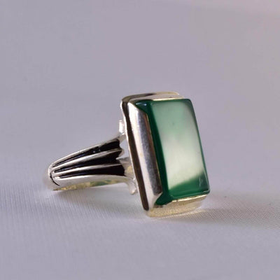 Green Aqeeq stone ring for men and women | AlAliGems | Yemeni Aqeeq Ring Size 11 - Al Ali Gems