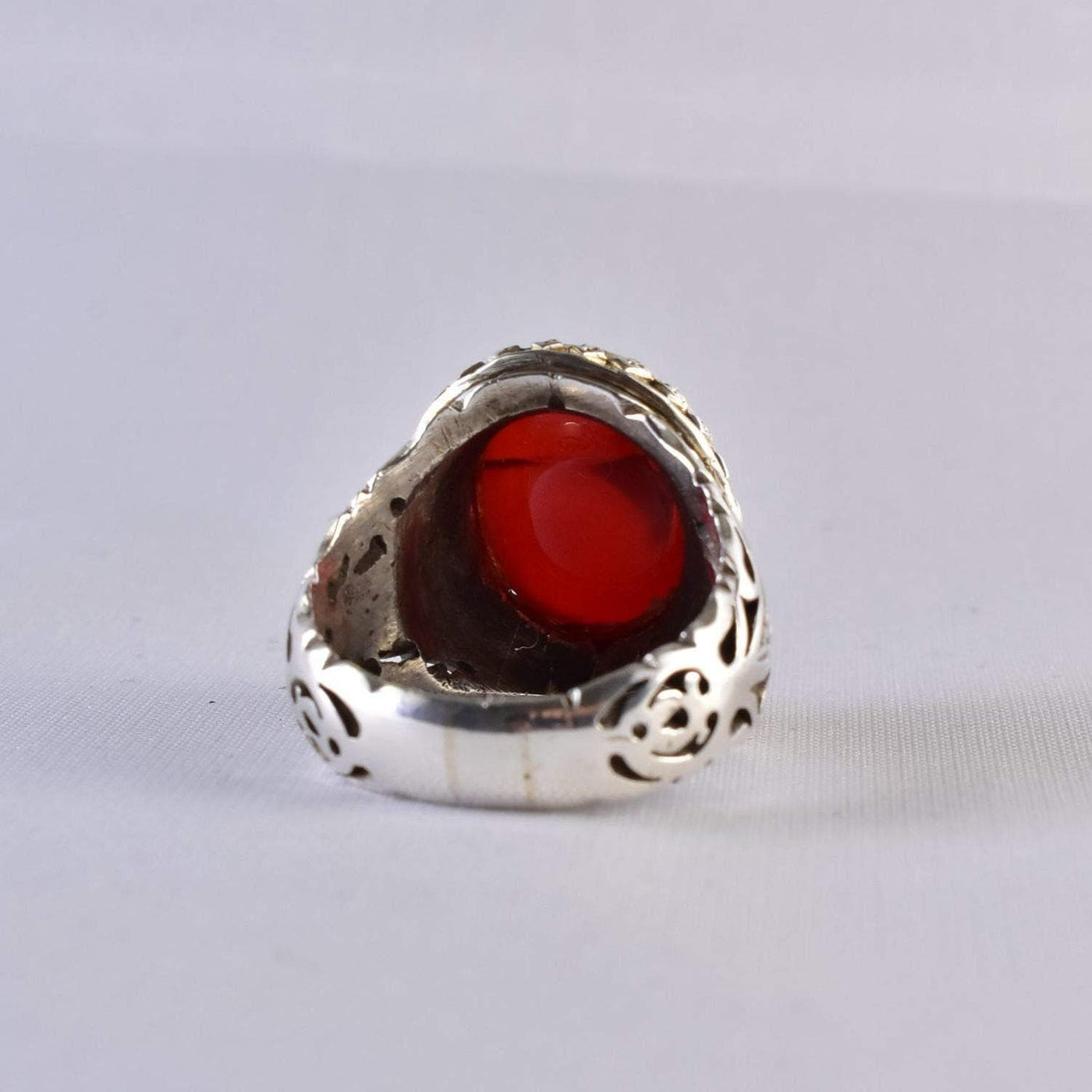 Handmade Yemeni Aqeeq Ring Men | Red Aqeeq | AlAliGems | Silver Ring Size 12.5 - Al Ali Gems