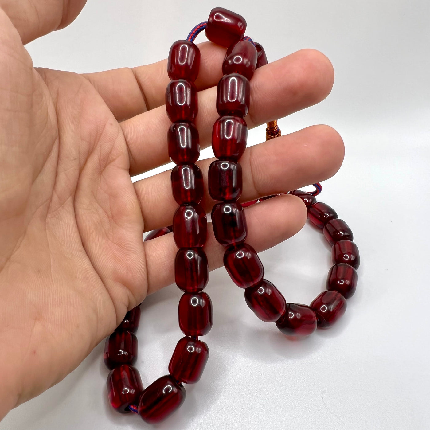 Vintage Oval Red Bakelite Tasbih Sandeloos Tasbih - سبحة بكلايت الماني احمر قديم⁩ - Al Ali Gems