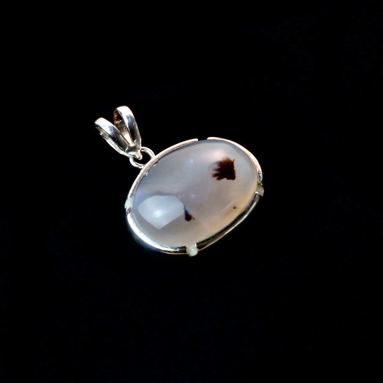 Oval Yemeni Mosawar Aqeeq Stone Pendant | Handmade Sterling Silver | قلادة عقيق يماني مصور طبيعي⁩⁩⁩⁩⁩⁩ - AlAliGems