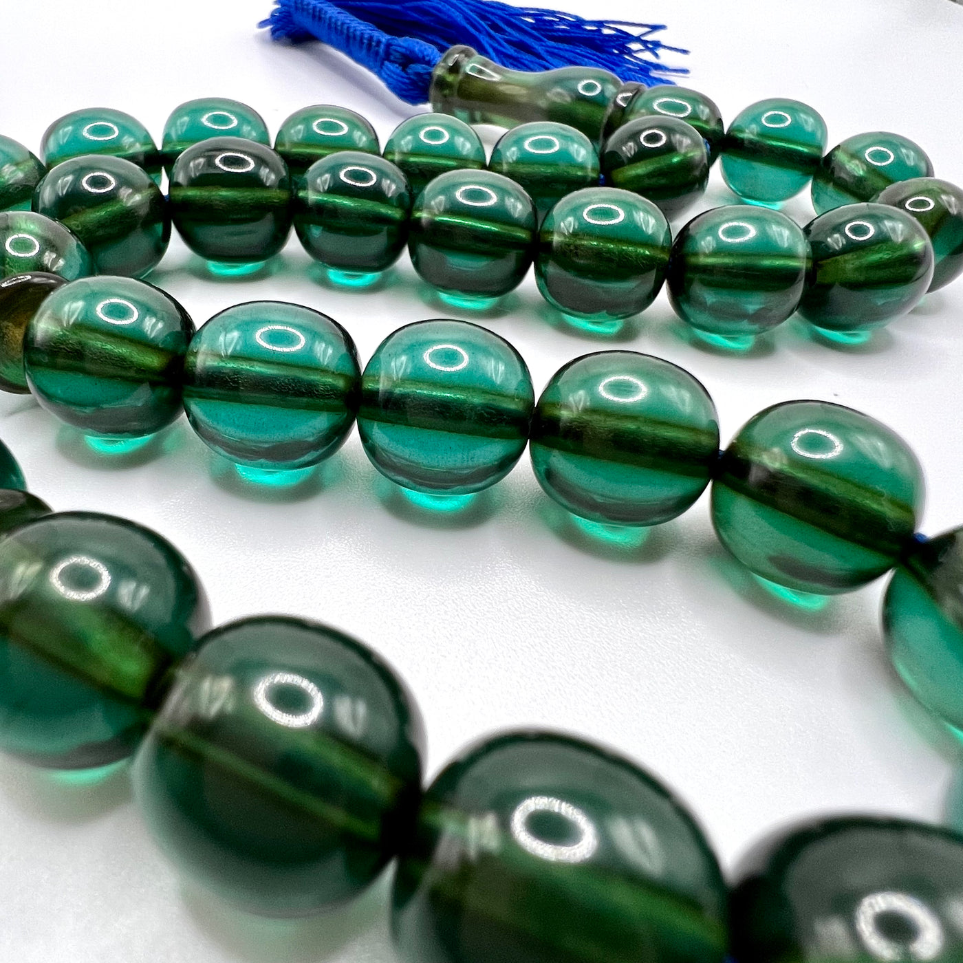 Green Sandalos Bakelite Tasbih سندلس بكلايت اخضر⁩⁩⁩ - AlAliGems