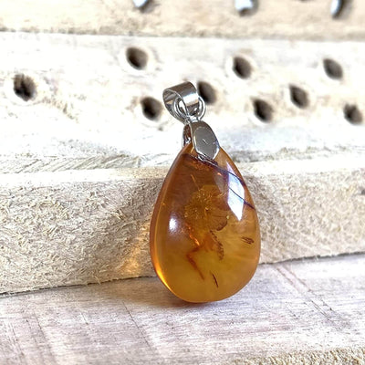 NATURAL BALTIC AMBER STERLING SILVER PENDANT | کهربا كهرمان | KAHRAMAN | KAHROBÂ | کهربا - Al Ali Gems