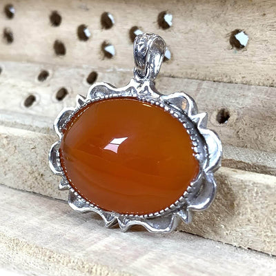 Orange Akik Pendant for men and women | S925K | Orange Yemeni Aqeeq Stone Pendant | Aqeeq For Women | AlAliGems - Al Ali Gems
