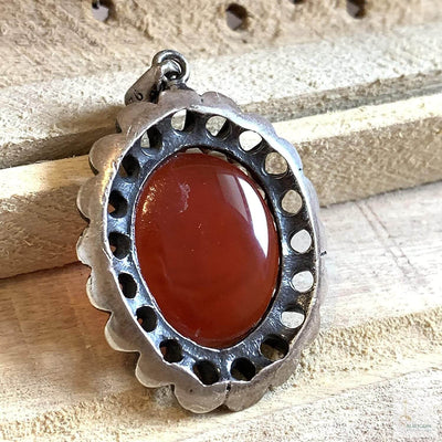 Red Akik Pendant for men and women | Islam | Red Yemeni Aqeeq Stone Pendant | Engraved Agate For Women | AlAliGems - Al Ali Gems