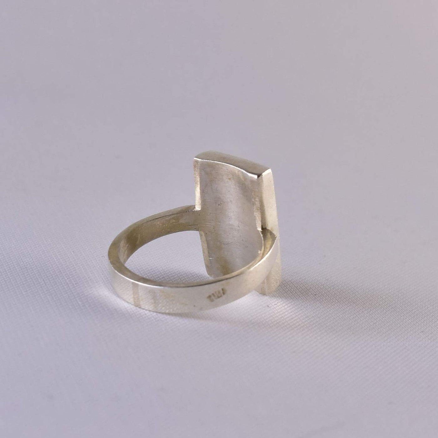 Red Aqeeq Stone ring for women | Hirz Jawad | Yemeni Aqeeq Ring Size 9 - Al Ali Gems