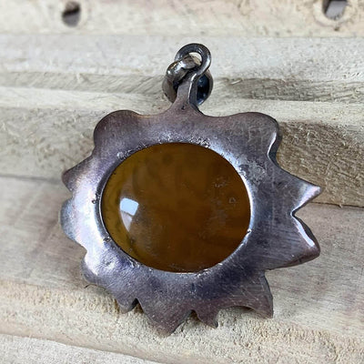 Yellow Engraved Aqeeq Stone | Yemeni Yellow Aqeeq Pendant | Yellow Akik stone Pendant silver unisex | AlAliGems | Akik Stone Yemeni Aqeeq Stone - Al Ali Gems