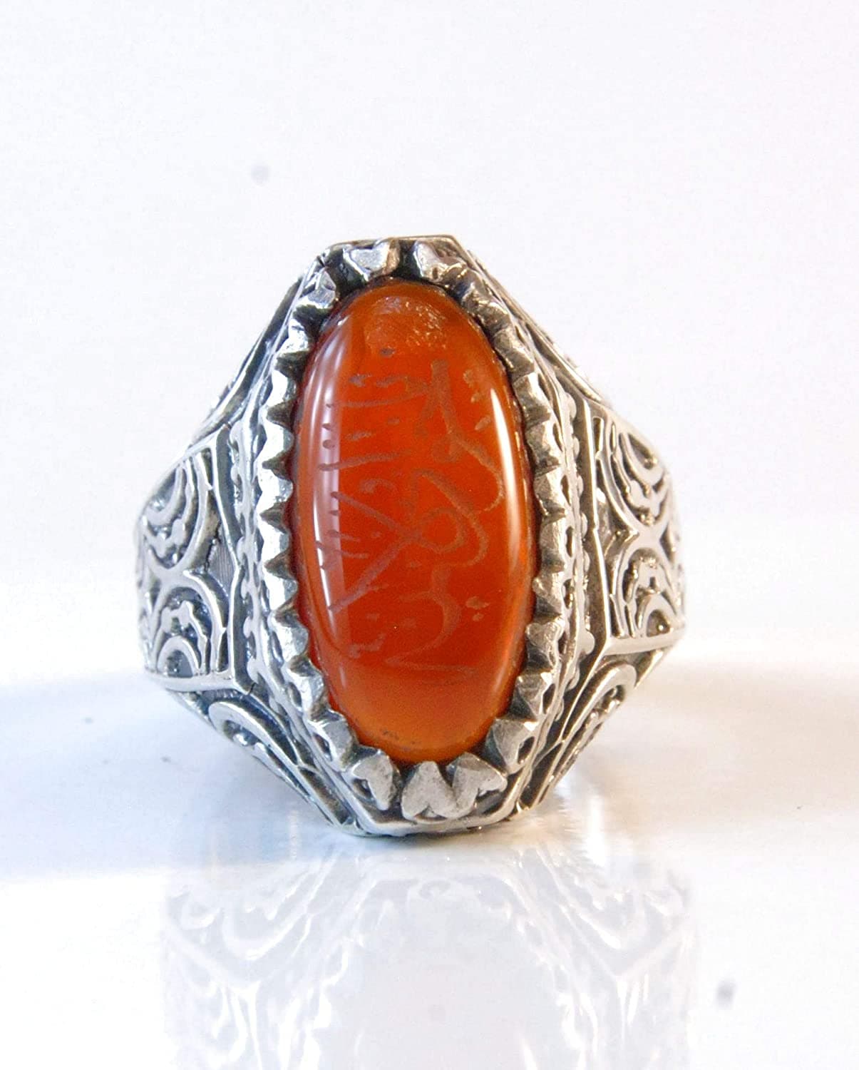 Yemeni Aqeeq Ring for Men | AlAliGems | Red Aqeeq Stone Engaved | US Size 11 - Al Ali Gems