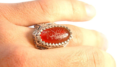 Yemeni Aqeeq Ring for Men | AlAliGems | Red Aqeeq Stone Engaved | US Size 11 - Al Ali Gems