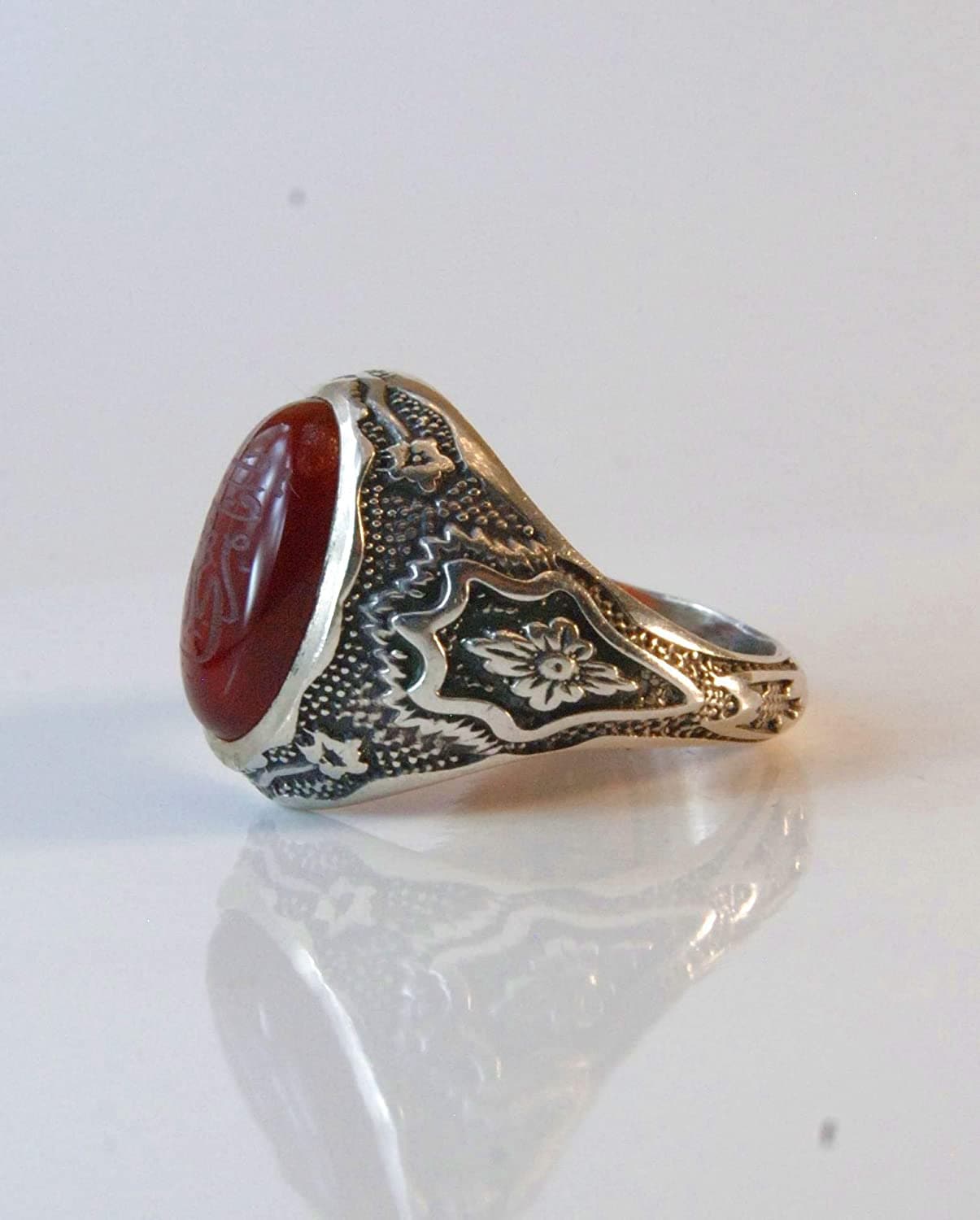 Yemeni Aqeeq Ring for Men | AlAliGems | Red Aqeeq Stone Engaved | US Size 11.75 - Al Ali Gems
