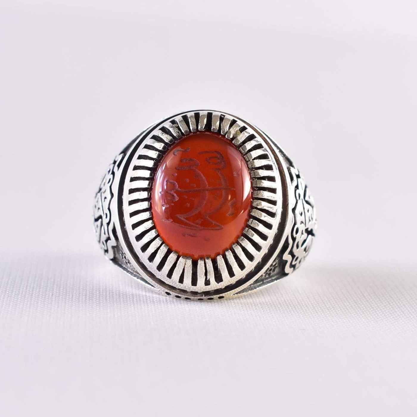Yemeni Aqeeq Ring for Men | AlAliGems | Red Aqeeq Stone Engaved | US Size 12 - Al Ali Gems