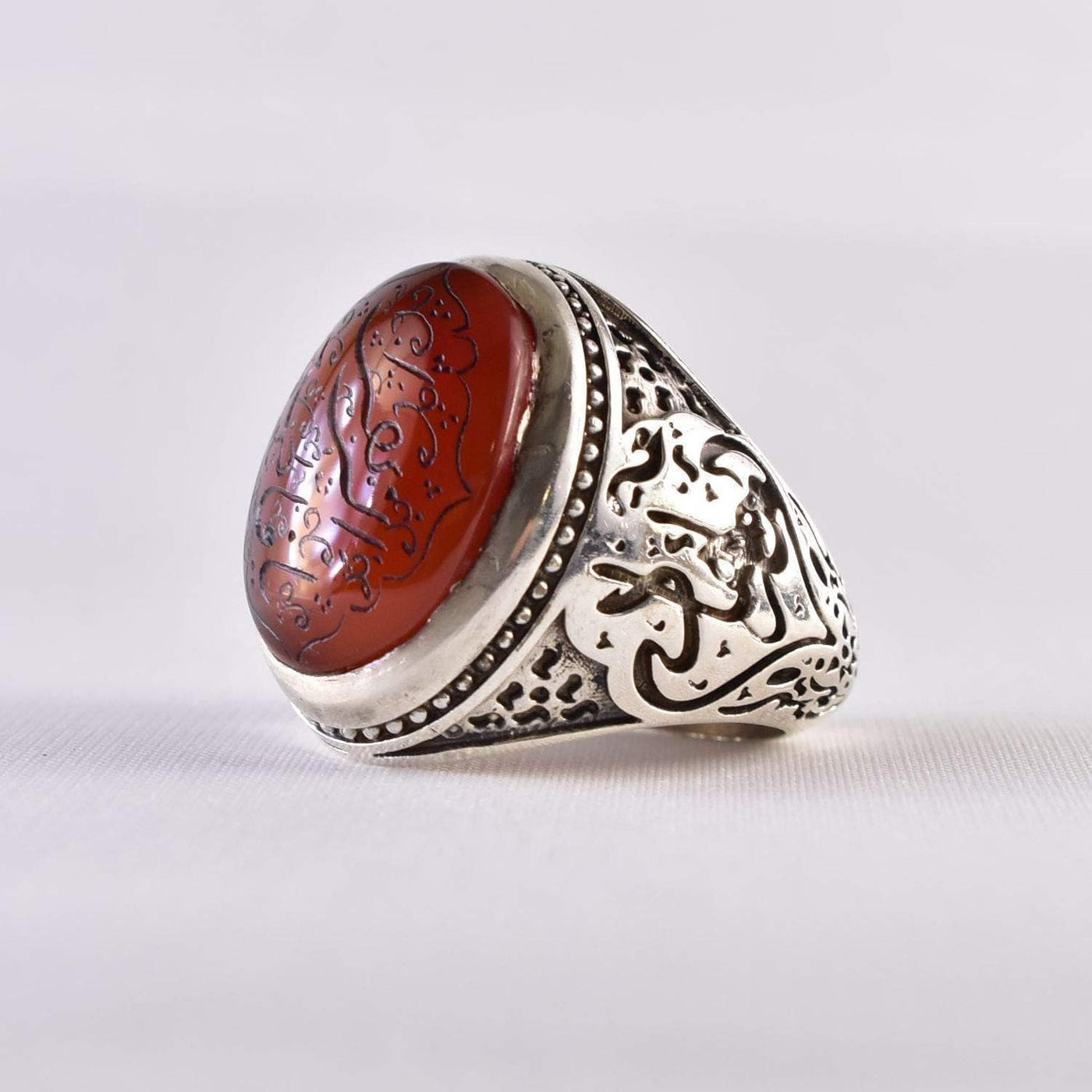 Yemeni Aqeeq Ring for Men | AlAliGems | Red Aqeeq Stone Engaved | US Size 12 - Al Ali Gems