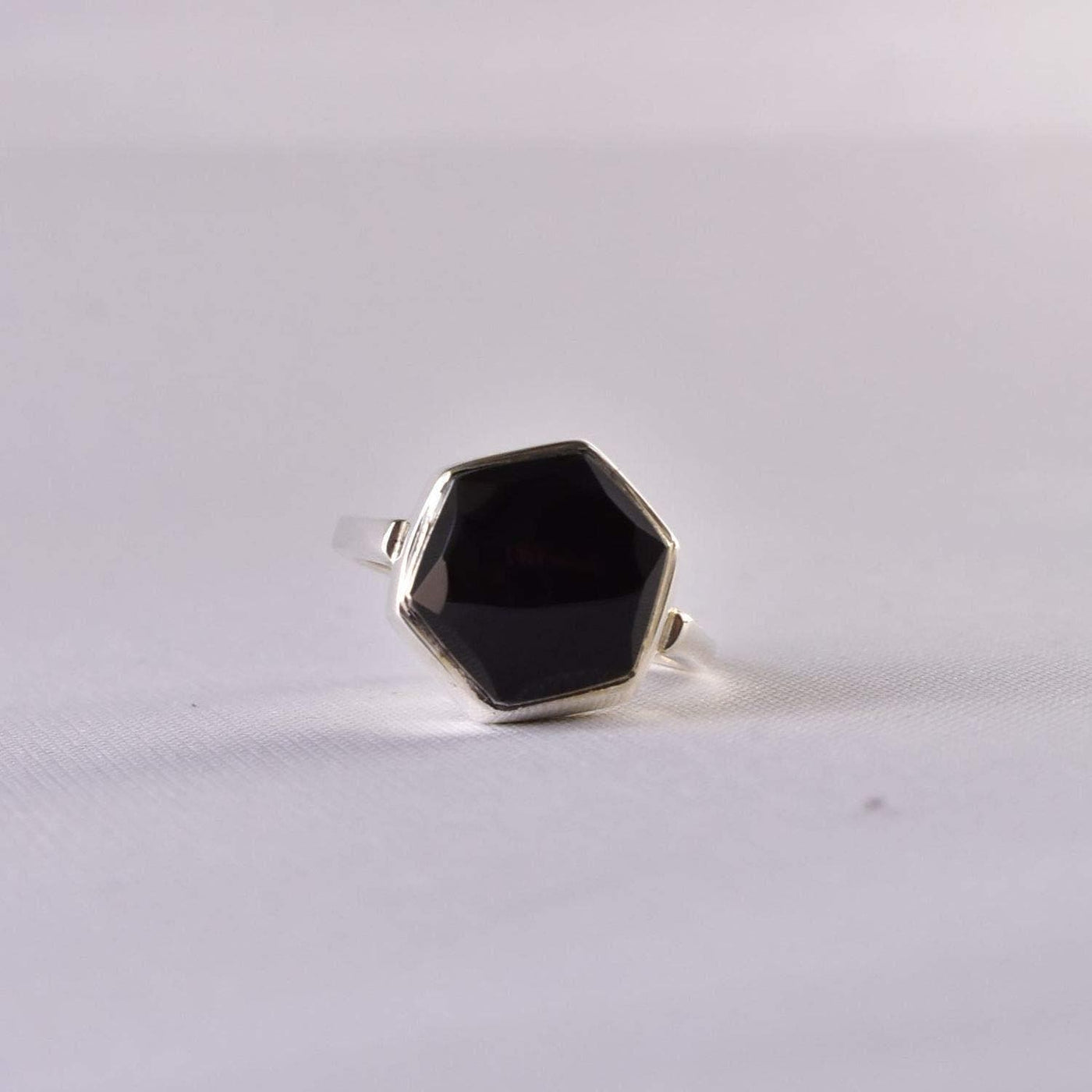Yemeni Aqeeq Ring for women | Hirz Jawad Hirz Javad | Triangle Shape Aqeeq Stone Ring US Size 6 - Al Ali Gems