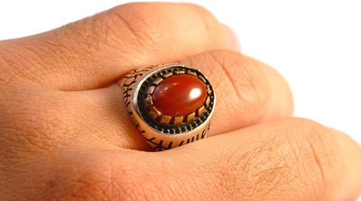 Yemeni Aqeeq Ring Men | Dark Red Kabadi Aqeeq | AlAliGems | Silver Ring Size 11 - Al Ali Gems